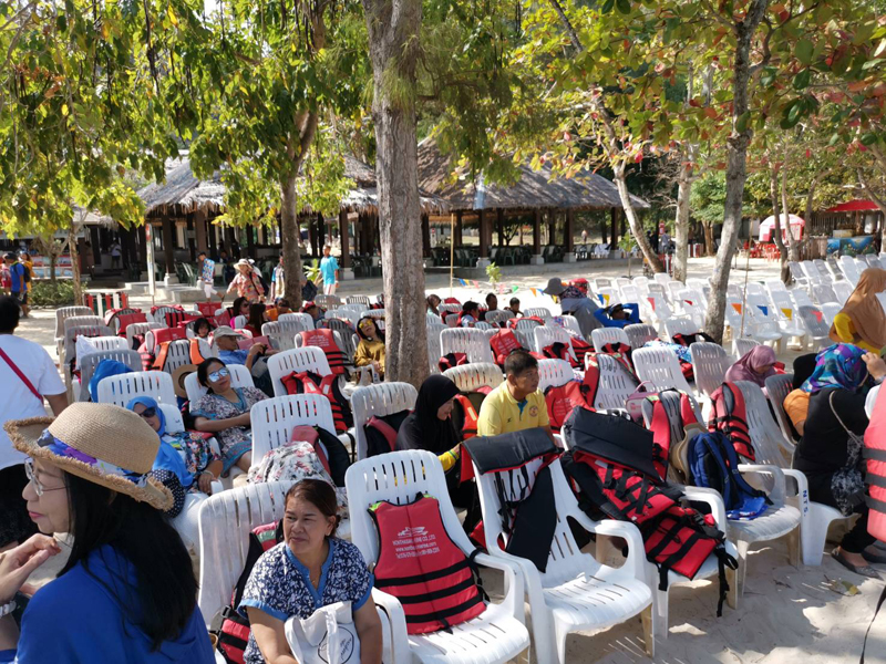 Coral Island (5)